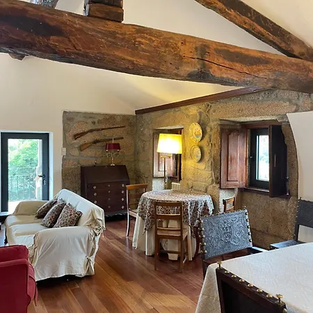 Casal Da Gata Nyaraló